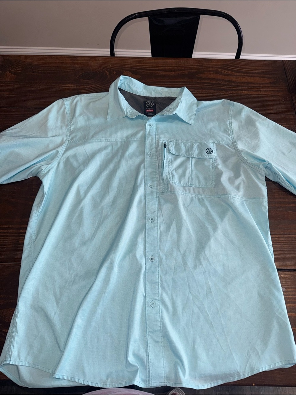 Wrangler Men's Aqua Button-Down Short Sleeve Casual Shirt
